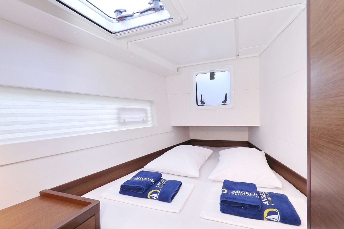 Cabin on Mars, a Lagoon 40 catamaran at Grad Vodice, Croatia