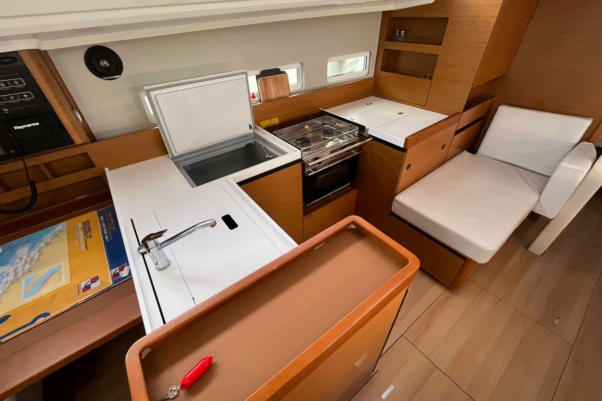 Galley of Polaris, a Jeanneau Sun Odyssey 410 sailboat at Općina Sukošan, Croatia