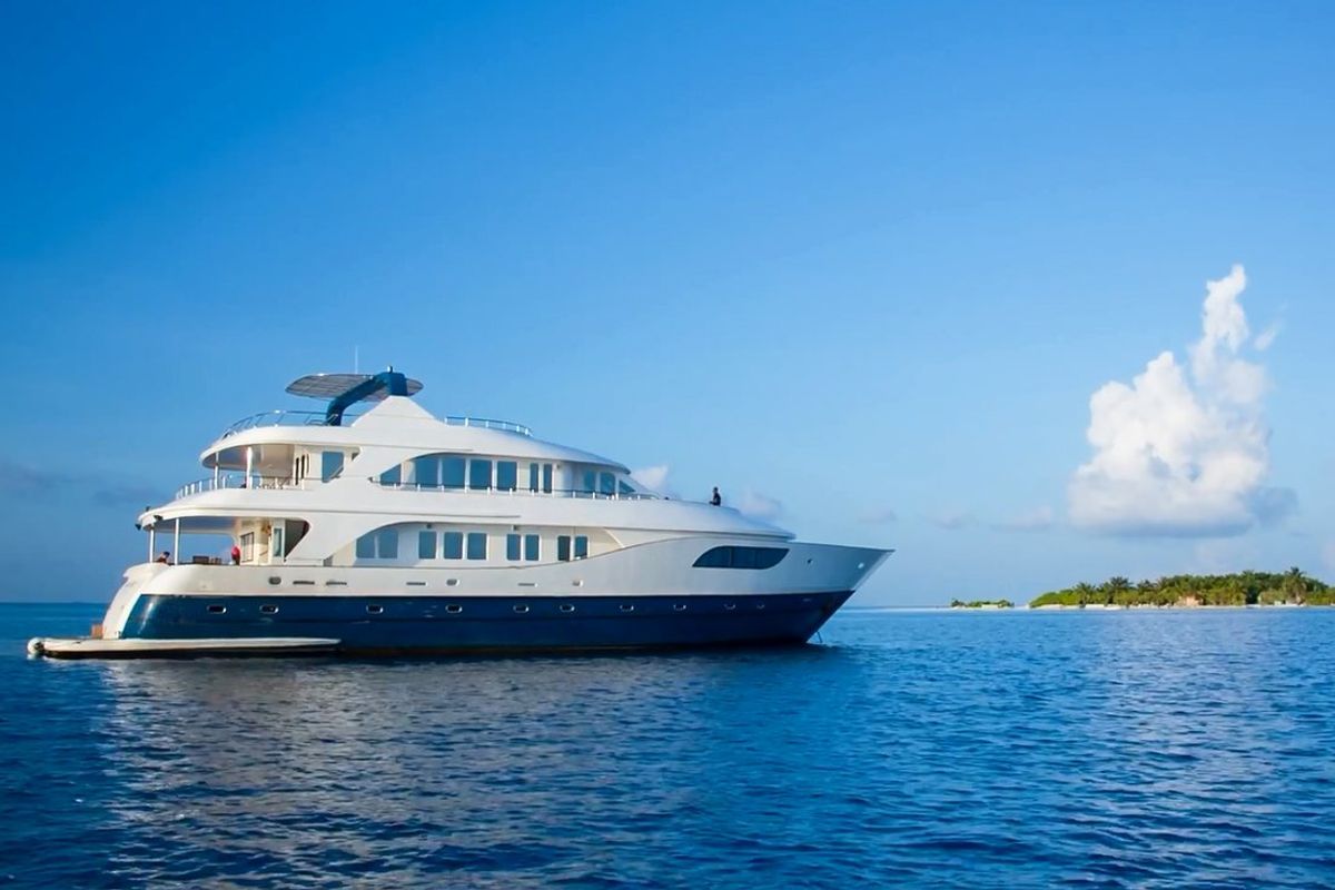 Exterior view of Honors Legacy, a Custom Made MY Honors Legacy yacht at Malé, Maldives