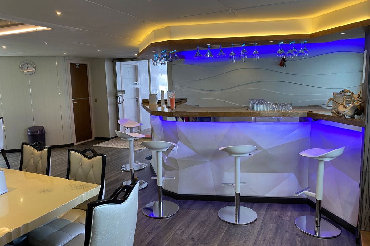 Salon of Honors Legacy, a Custom Made MY Honors Legacy yacht at Malé, Maldives