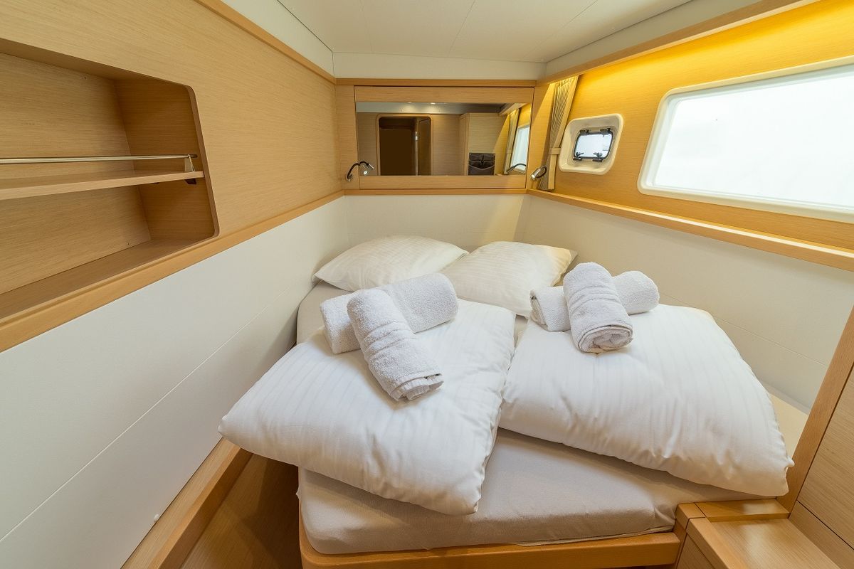 Cabin on Michelangelo, a Lagoon 450 S catamaran at Zadar, Croatia