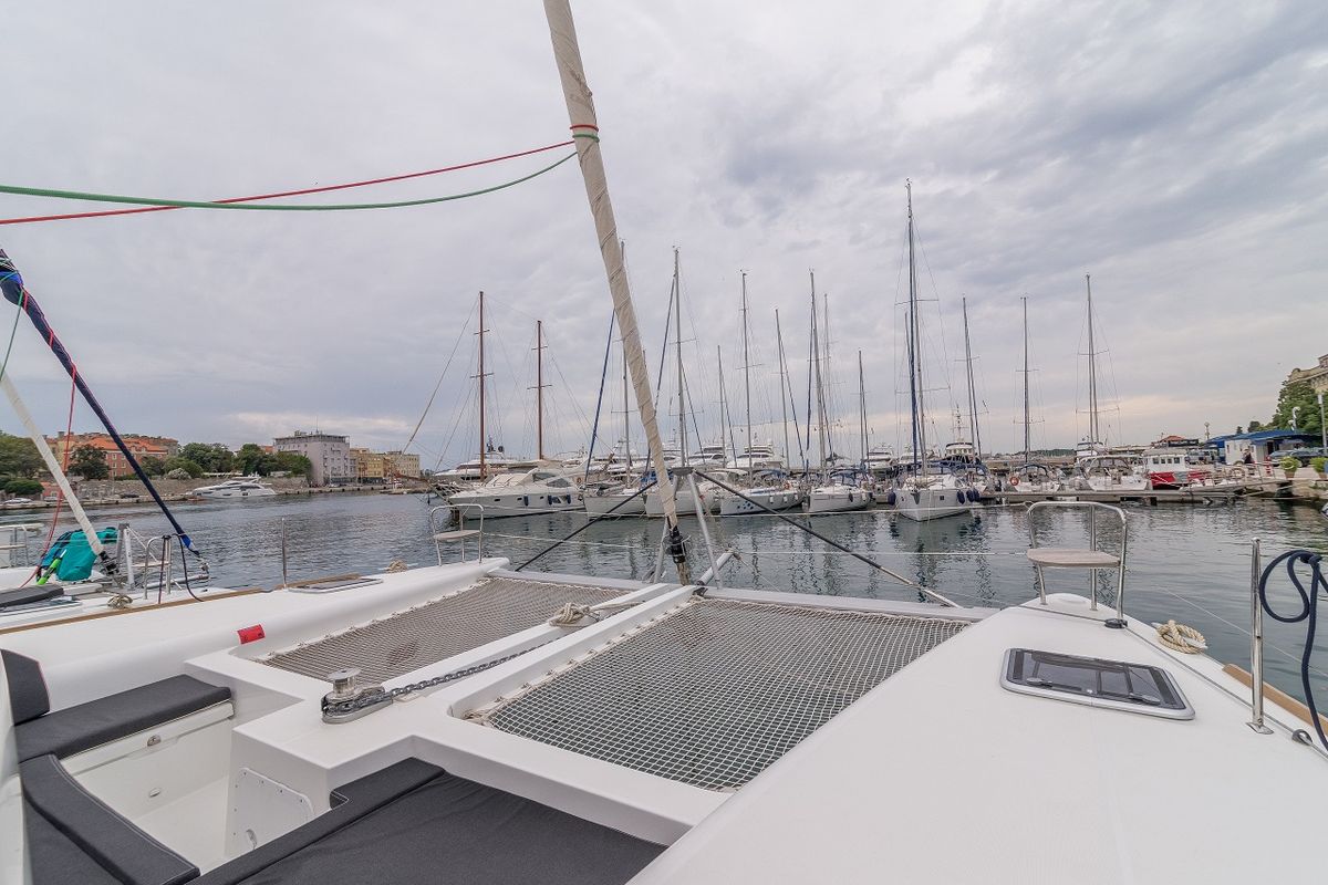 Deck of Michelangelo, a Lagoon 450 S catamaran at Zadar, Croatia
