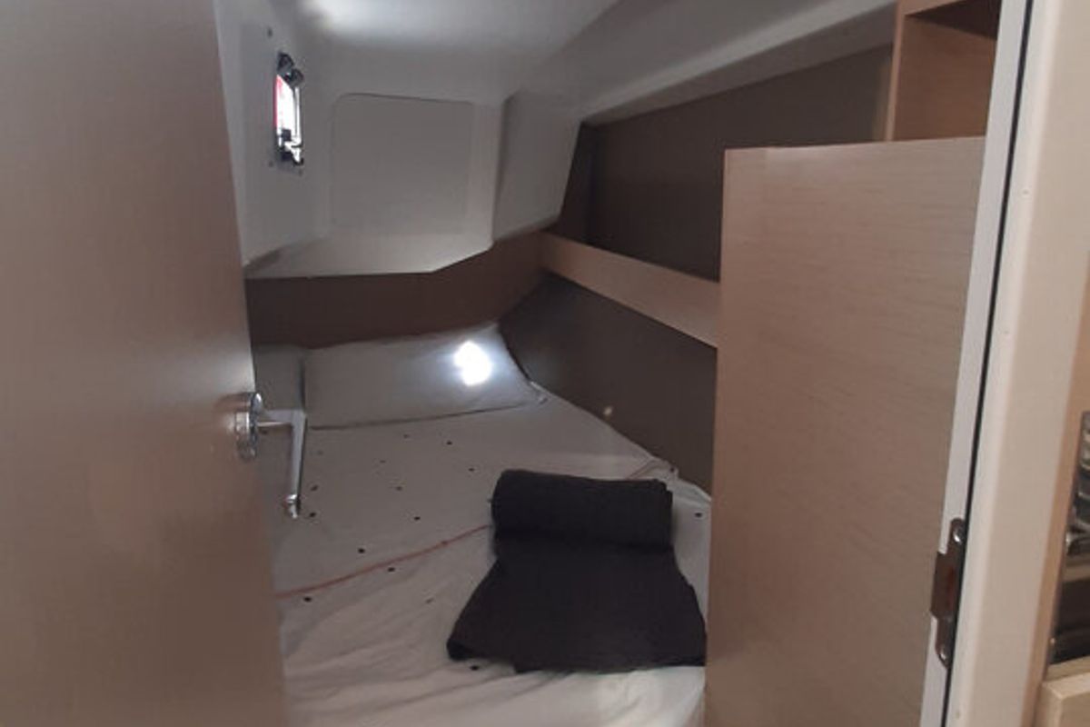 Cabin on Mobula Zero, a Beneteau Oceanis 30.1 sailboat at Split, Croatia