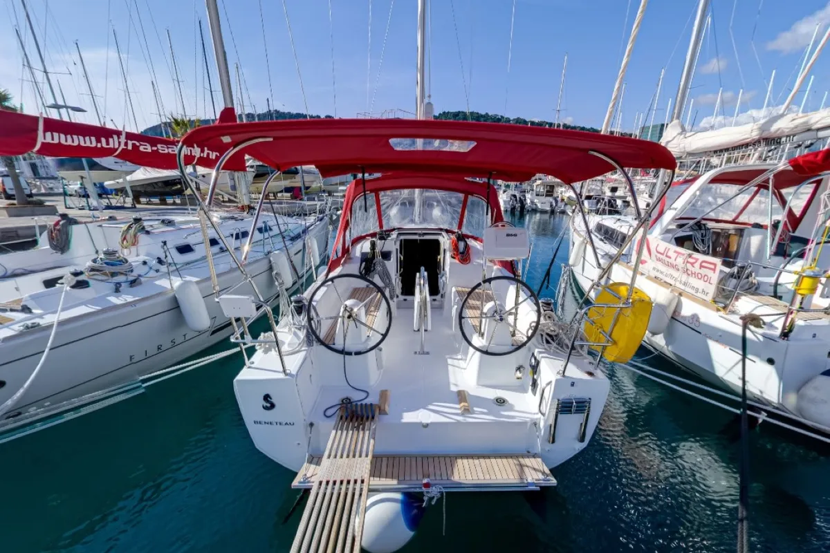 Exterior view of Mobula Zero, a Beneteau Oceanis 30.1 sailboat at Split, Croatia