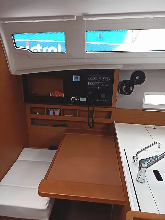 Salon of Evnia, a Jeanneau Sun Odyssey 410 sailboat at Volos Municipality, Greece