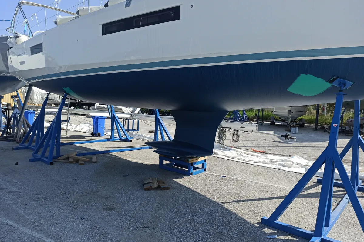 Exterior view of Evnia, a Jeanneau Sun Odyssey 410 sailboat at Volos Municipality, Greece