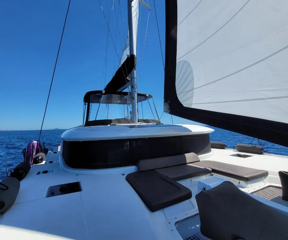 WHITE PEARL, a Lagoon Lagoon 46 catamaran at Athens, Greece