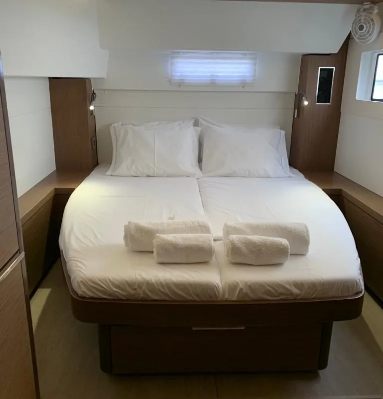 WHITE PEARL, a Lagoon Lagoon 46 catamaran at Athens, Greece