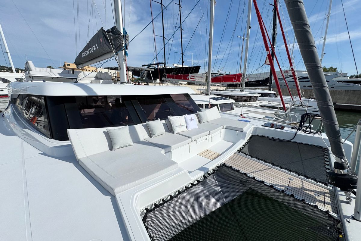 Deck of Good Luck, a Aventura Catamarans Aventura 45 catamaran at Grimaud, France