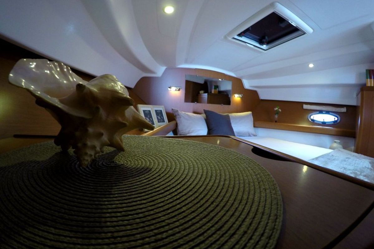 Cabin on Lumar, a Beneteau Antares 30 motorboat at Split, Croatia