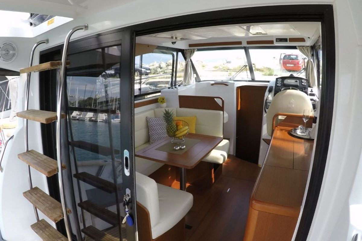 Salon of Lumar, a Beneteau Antares 30 motorboat at Split, Croatia