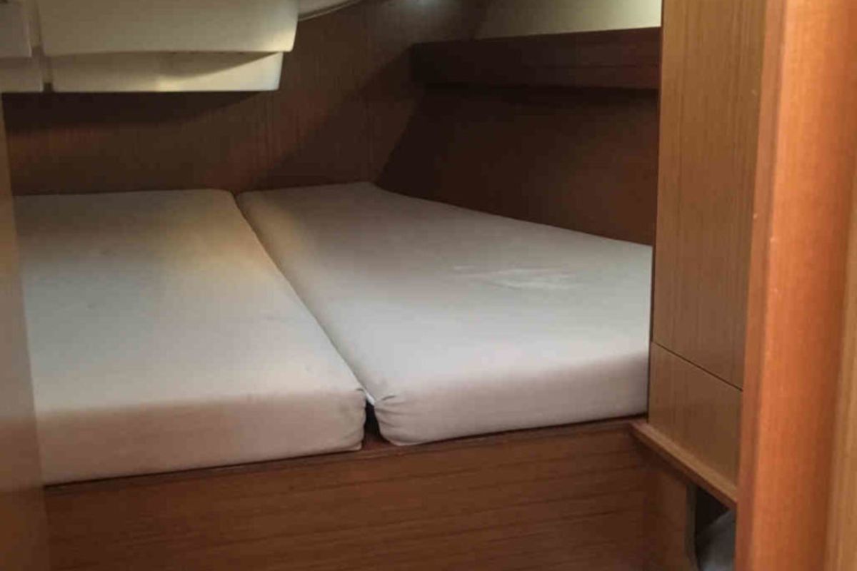 Cabin on Sofia, a Jeanneau Sun Odyssey 39i sailboat at Preveza, Greece