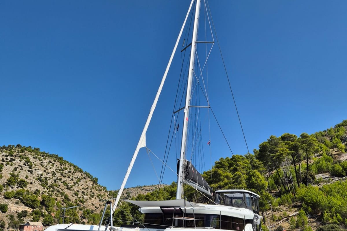 Stela, a Lagoon 43 catamaran at Seget Donji, Croatia