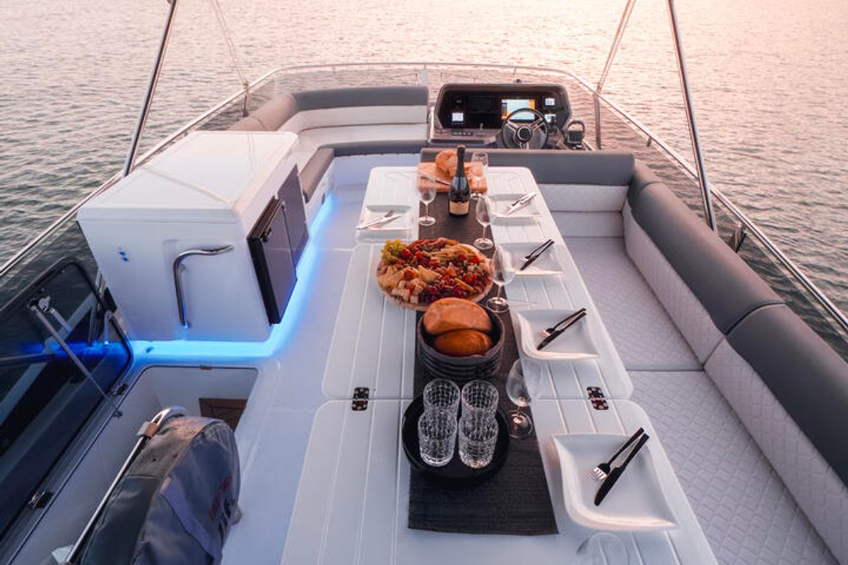 Salon of FGStar Mini, a Galeon 440 Fly (Diesel) yacht at Seget Donji, Croatia