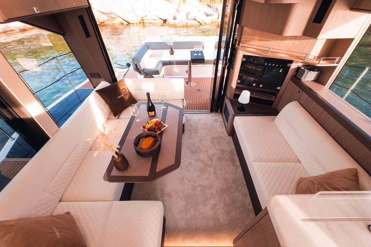 Cabin on FGStar Mini, a Galeon 440 Fly (Diesel) yacht at Seget Donji, Croatia