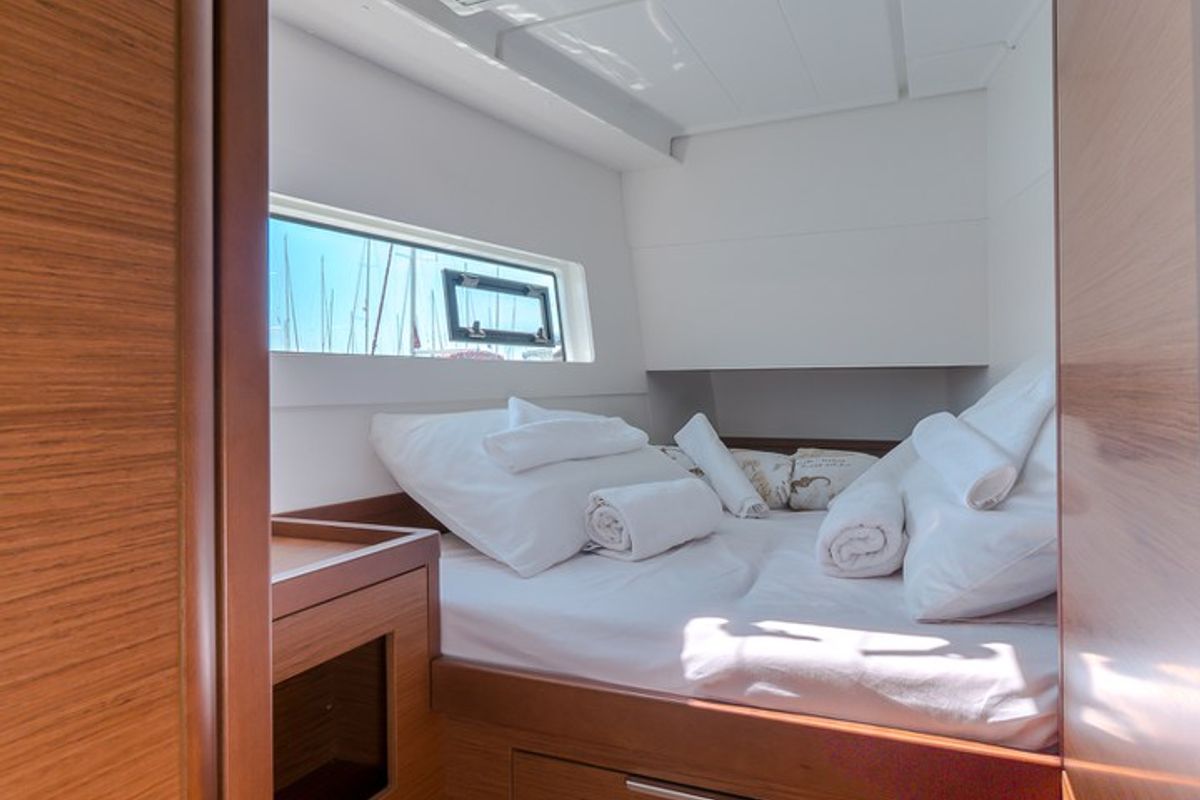 Cabin on Blue Eyes, a Lagoon 40 catamaran at Split, Croatia