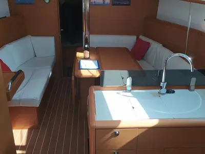 Salon of Glazdo, a Jeanneau Sun Odyssey 379 sailboat at Port Navalo, France