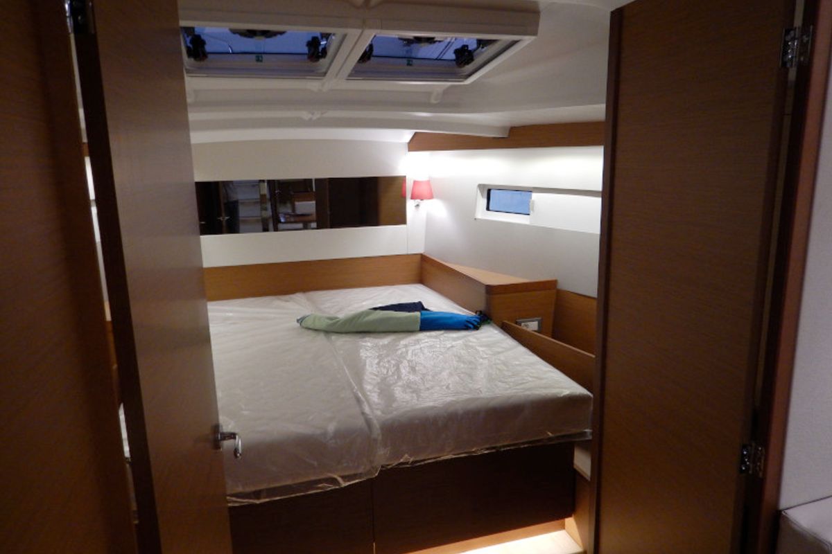 Cabin on Rebelezza, a Jeanneau Sun Odyssey 440 sailboat at Palma de Mallorca, Spain