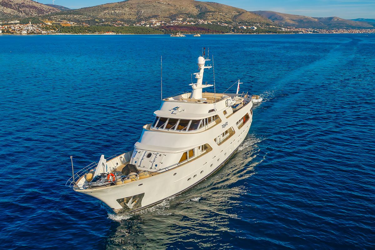 Exterior view of To je to, a Benetti Classic 115 yacht at Grad Trogir, Croatia