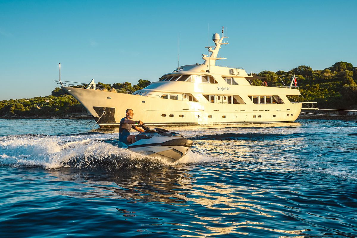 Exterior view of To je to, a Benetti Classic 115 yacht at Grad Trogir, Croatia