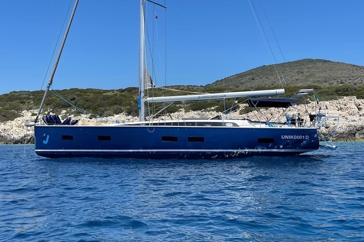 Exterior view of Aurora Blu, a D&D Kufner 54 Exclusive sailboat at Salerno, Italy