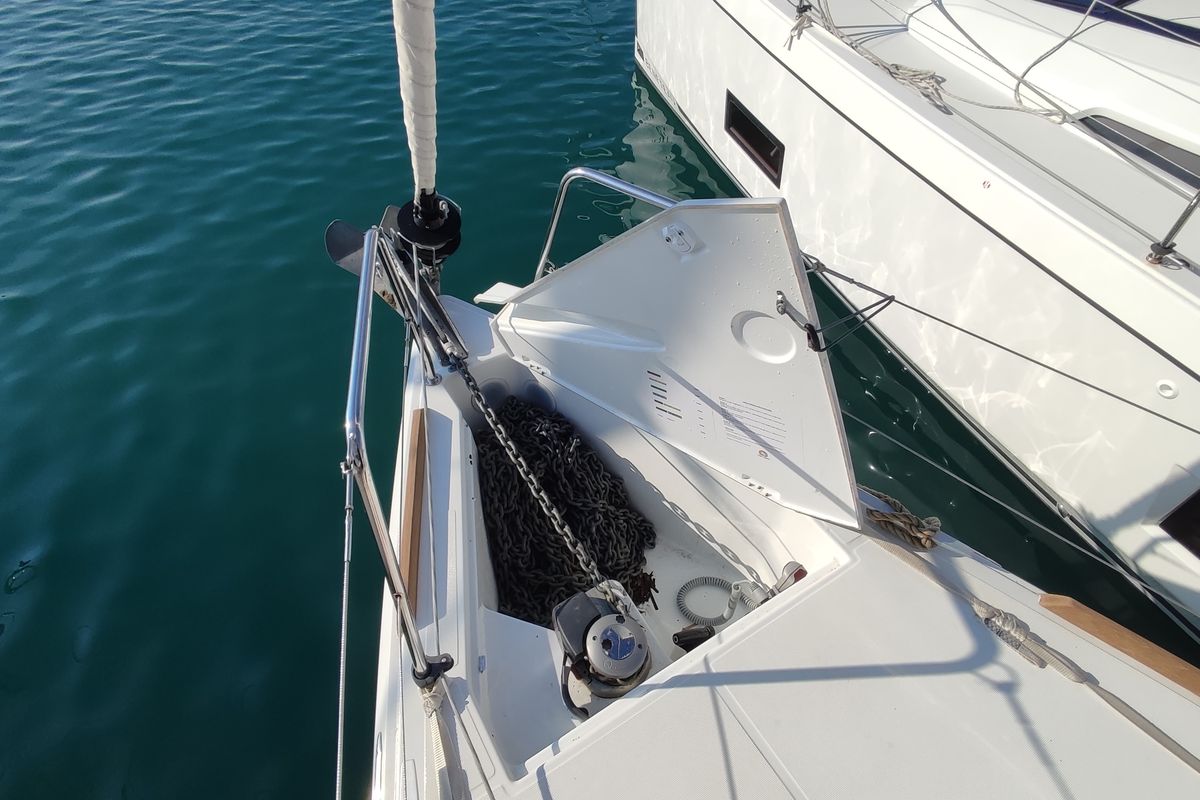 Sminthe, a Jeanneau Sun Odyssey 349 sailboat at Loutraki, Greece