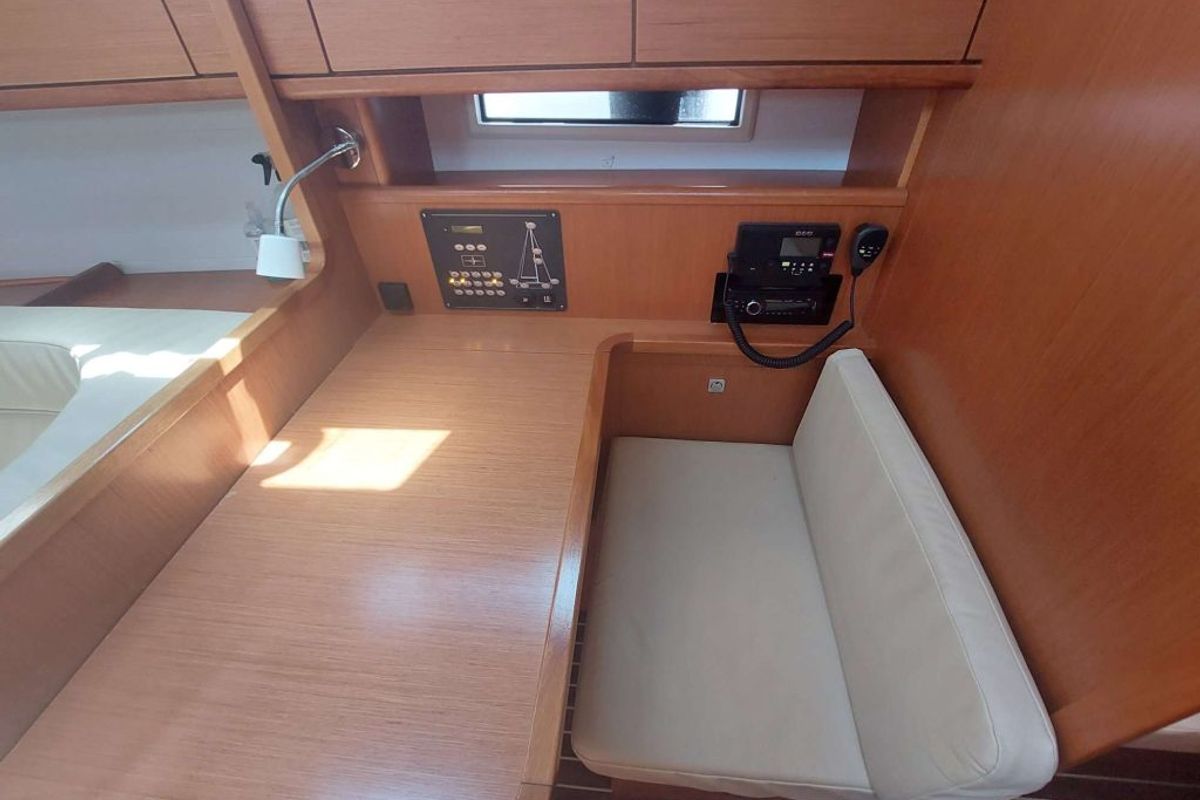 Salon of Nafsika, a Bavaria Cruiser 41 sailboat at Kontokali, Greece