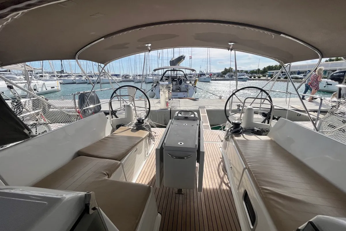 Cockpit of Petra, a Jeanneau Sun Odyssey 440 sailboat at Općina Sukošan, Croatia