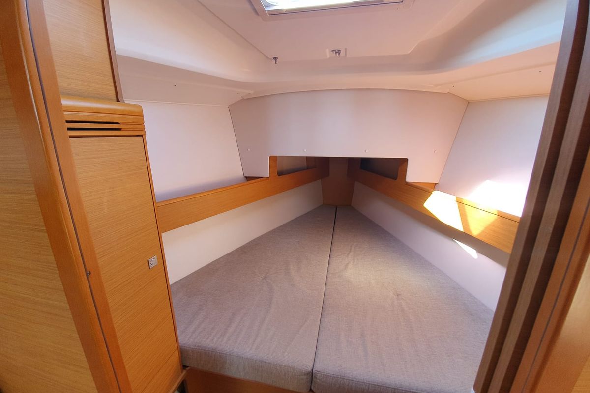 Cabin on Aqua, a Jeanneau Sun Odyssey 33i sailboat at Baan Salak Phet, Thailand