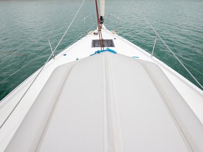 Deck of Elpida, a Beneteau Oceanis 51.1 sailboat at Rosignano Solvay, Italy