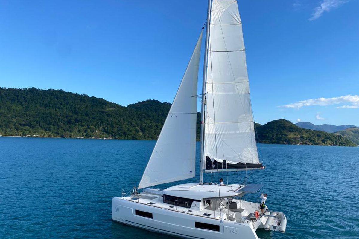 Exterior view of Atmosfera W, a Lagoon 40 catamaran at Paraty, Brazil