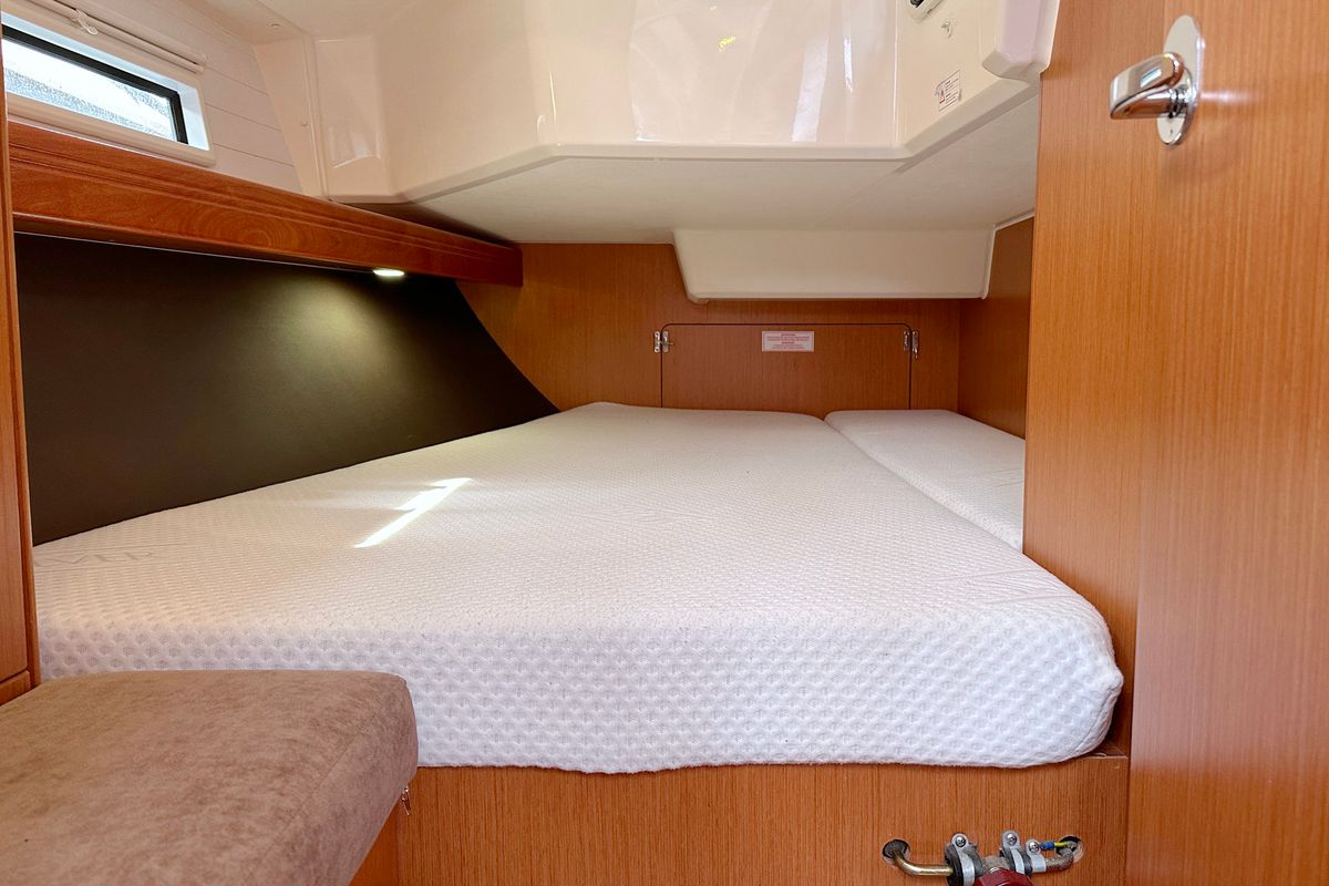 Cabin on Helene, a Bavaria Cruiser 37 sailboat at Heiligenhafen, Germany