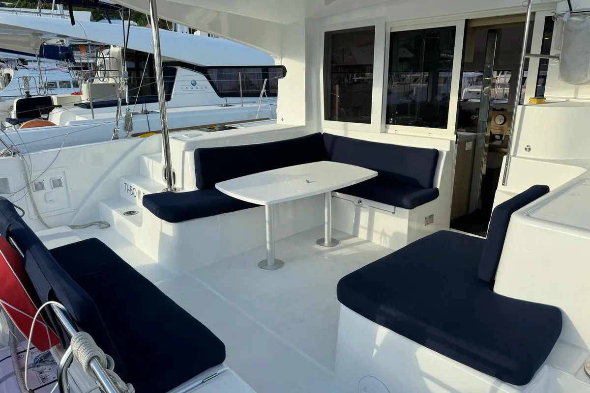 Deck of Ti-Bo III, a Lagoon 40 catamaran at Alameda, United States