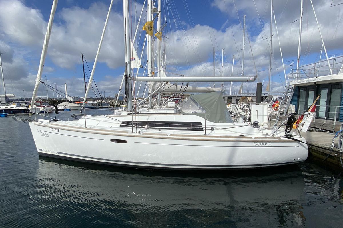 Exterior view of Flamenco, a Beneteau Oceanis 31 sailboat at Flensburg, Germany
