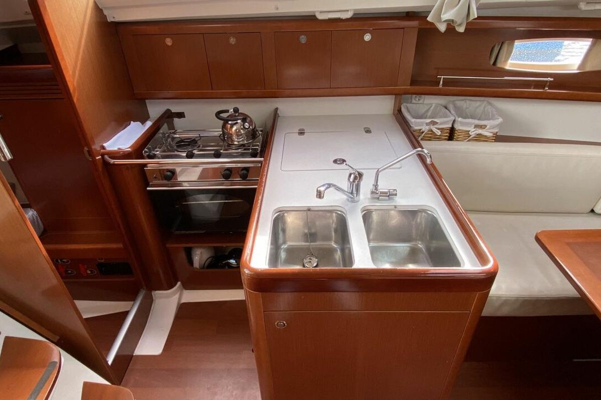 Galley of Flamenco, a Beneteau Oceanis 31 sailboat at Flensburg, Germany