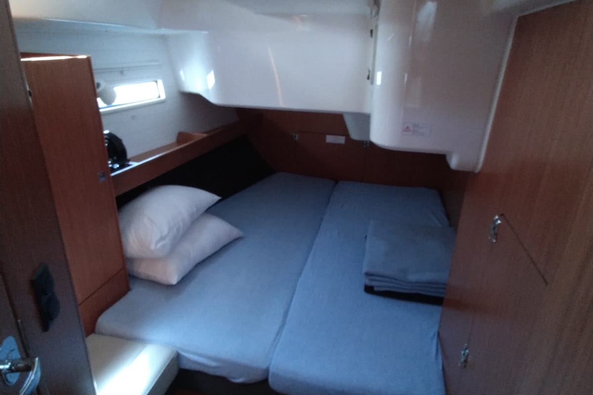 Cabin on Gin Tonic, a Bavaria 51 Cruiser sailboat at Kontokali, Greece