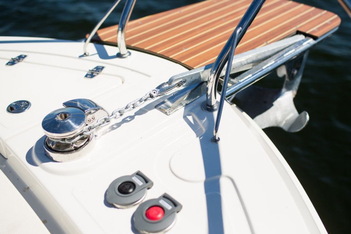 Platinum 989 Flybridge, a Delphia Yachts Platinum 989 motorboat at Wilkasy, Poland