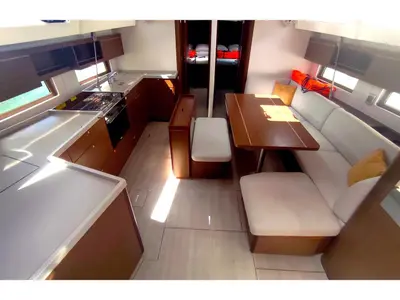 Salon of Ariel, a Beneteau Oceanis 46.1 sailboat at Općina Medulin, Croatia