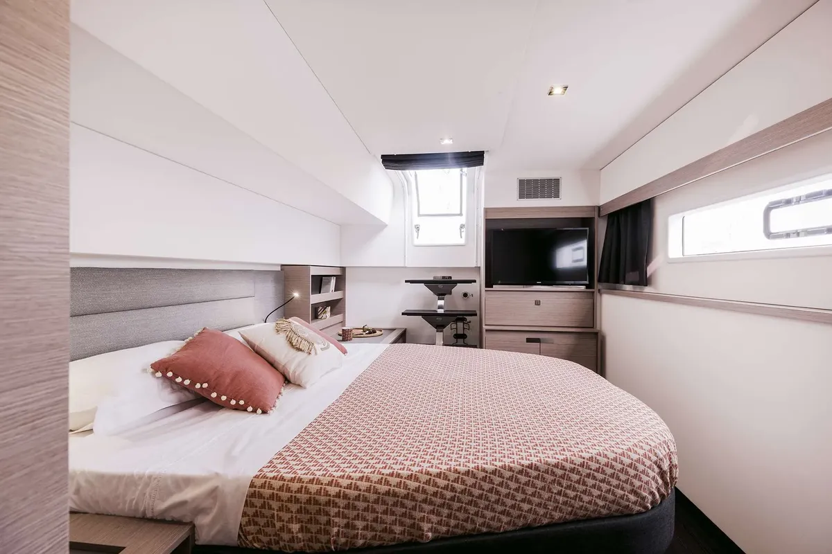 Cabin on The Big Leboatski, a Fountaine Pajot Aura 51 catamaran at Belize City, Belize