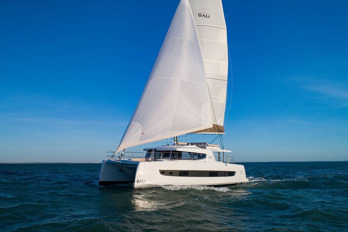 Exterior view of Sky Star, a Bali 4.4 catamaran at Tourlos, Greece