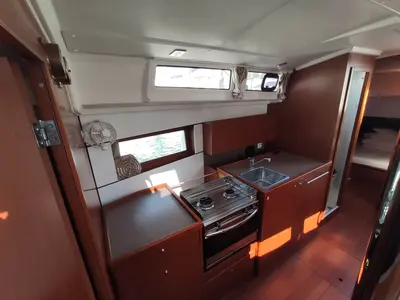 Galley of Citrea, a Beneteau Oceanis 38.1 sailboat at Općina Medulin, Croatia