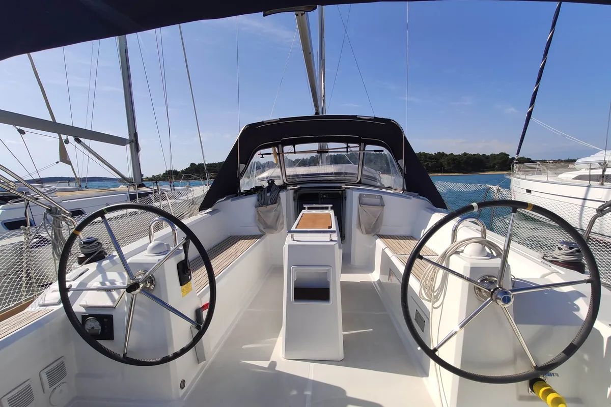 Cockpit of Citrea, a Beneteau Oceanis 38.1 sailboat at Općina Medulin, Croatia