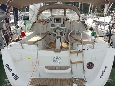 Cockpit of Min Elli, a Jeanneau Sun Odyssey 33i sailboat at Skradin, Croatia