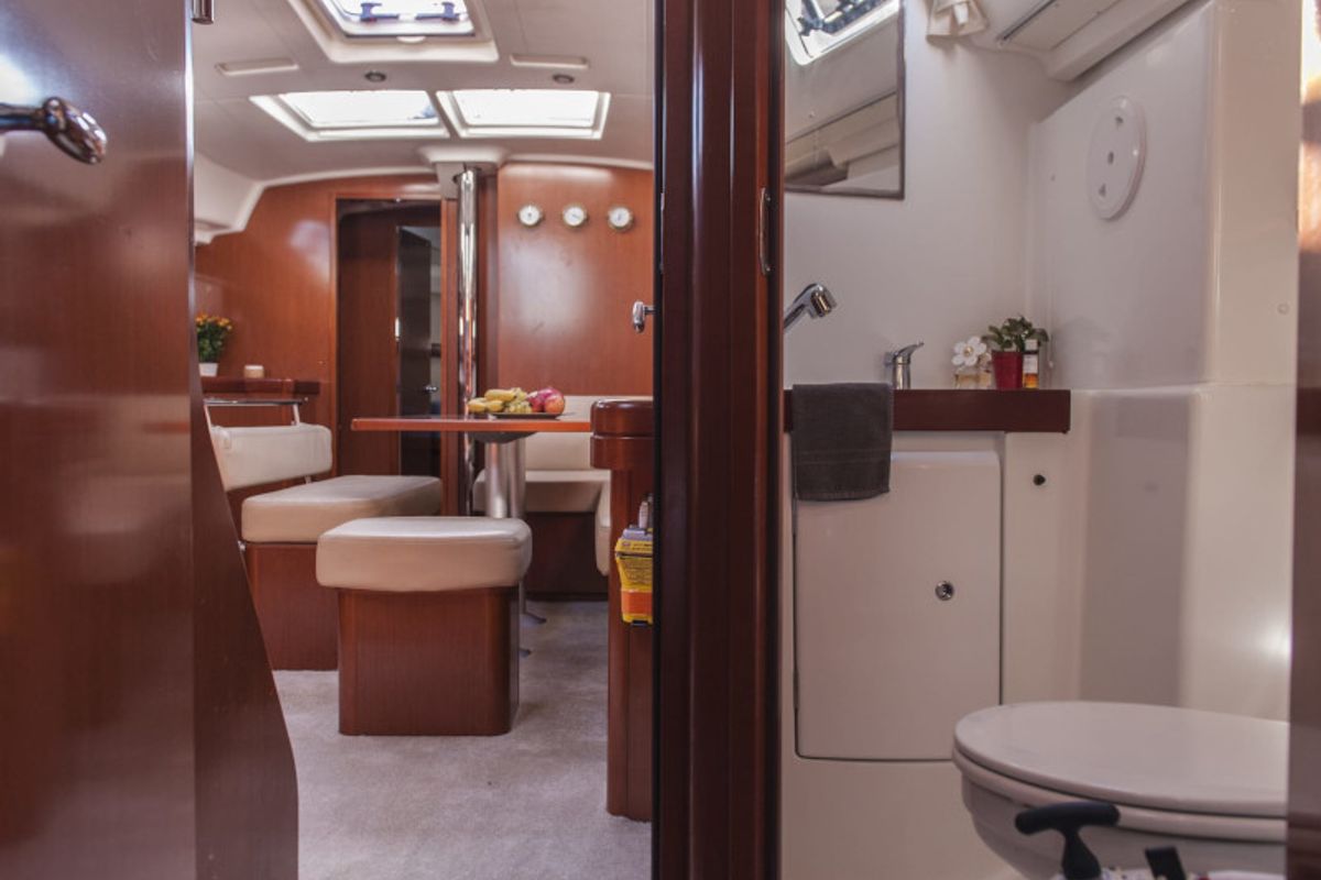 Head on OASIS - | Bowthruster | Solar P , a Beneteau Oceanis 43 sailboat at Municipal Unit of Lefkada, Greece