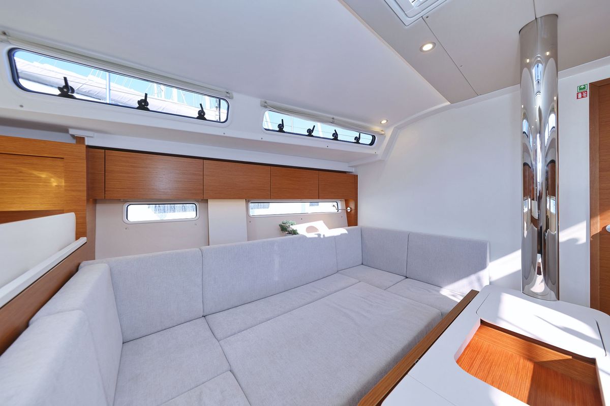 Salon of Cleo, a Hanse Yachts Hanse 410 sailboat at Općina Sukošan, Croatia