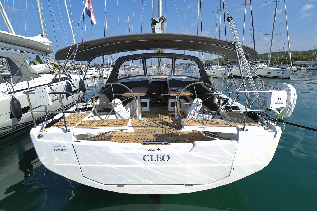 Cockpit of Cleo, a Hanse Yachts Hanse 410 sailboat at Općina Sukošan, Croatia