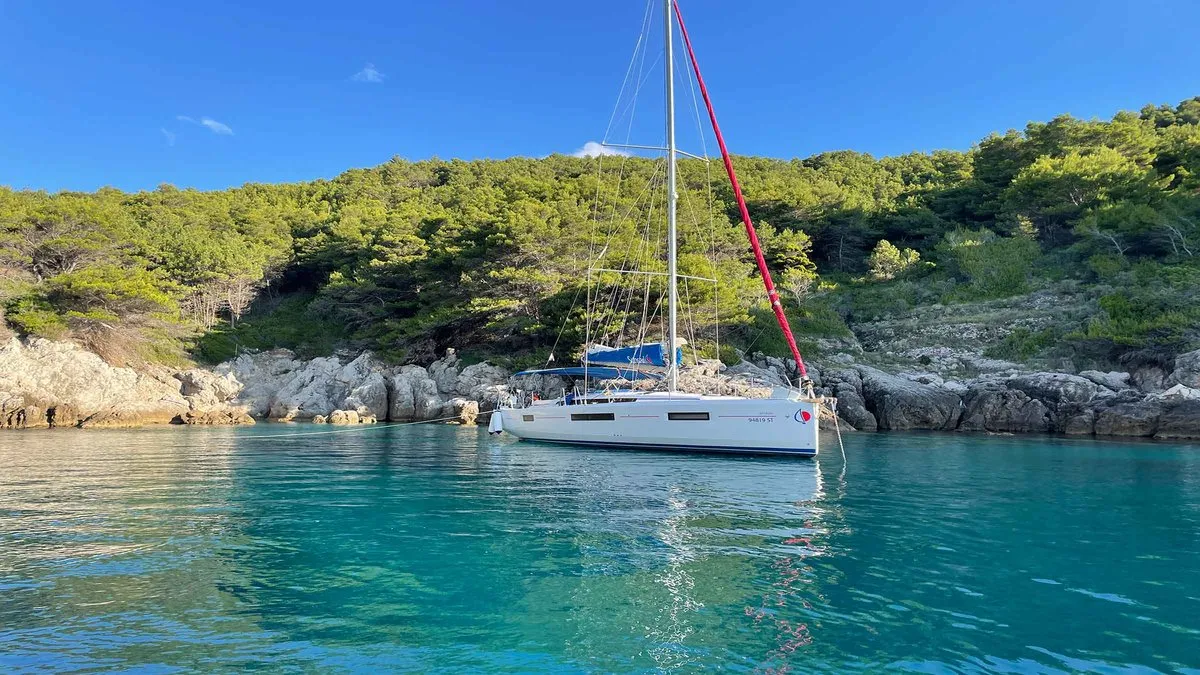 Exterior view of Sunsail 44 So Classic, a Jeanneau Sun Odyssey 440 sailboat at Cannigione, Italy