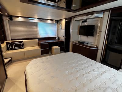 Cabin on Quo Vadis, a Dominator 680 yacht at Grad Šibenik, Croatia