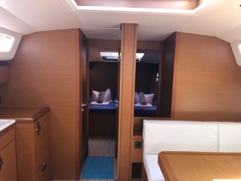 Salon of Joulukka, a Jeanneau 54 sailboat at Elephant Butte Estates, United States