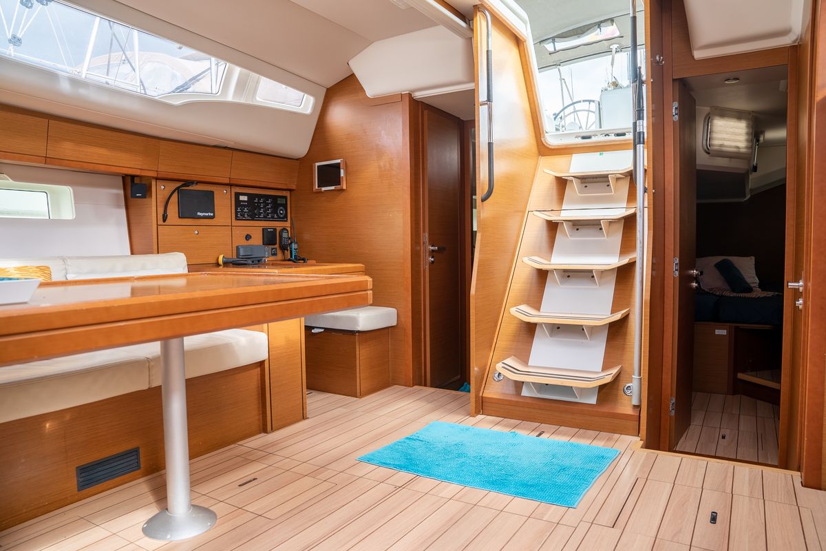 Salon of Joulukka, a Jeanneau 54 sailboat at Elephant Butte Estates, United States